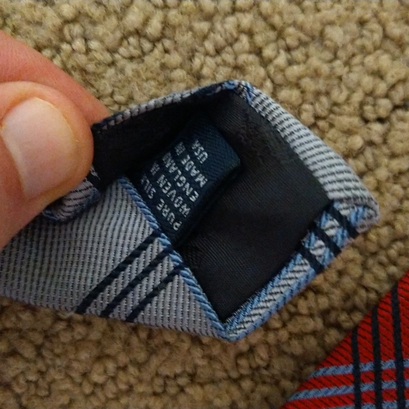 3 Brooks Brothers ties - Picture 3 of 5